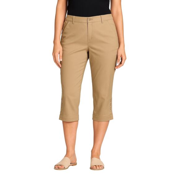 Lee Women’s Comfort Waist Khaki Capris Pants Size M Button Hem Cropped Chino - Picture 1 of 8